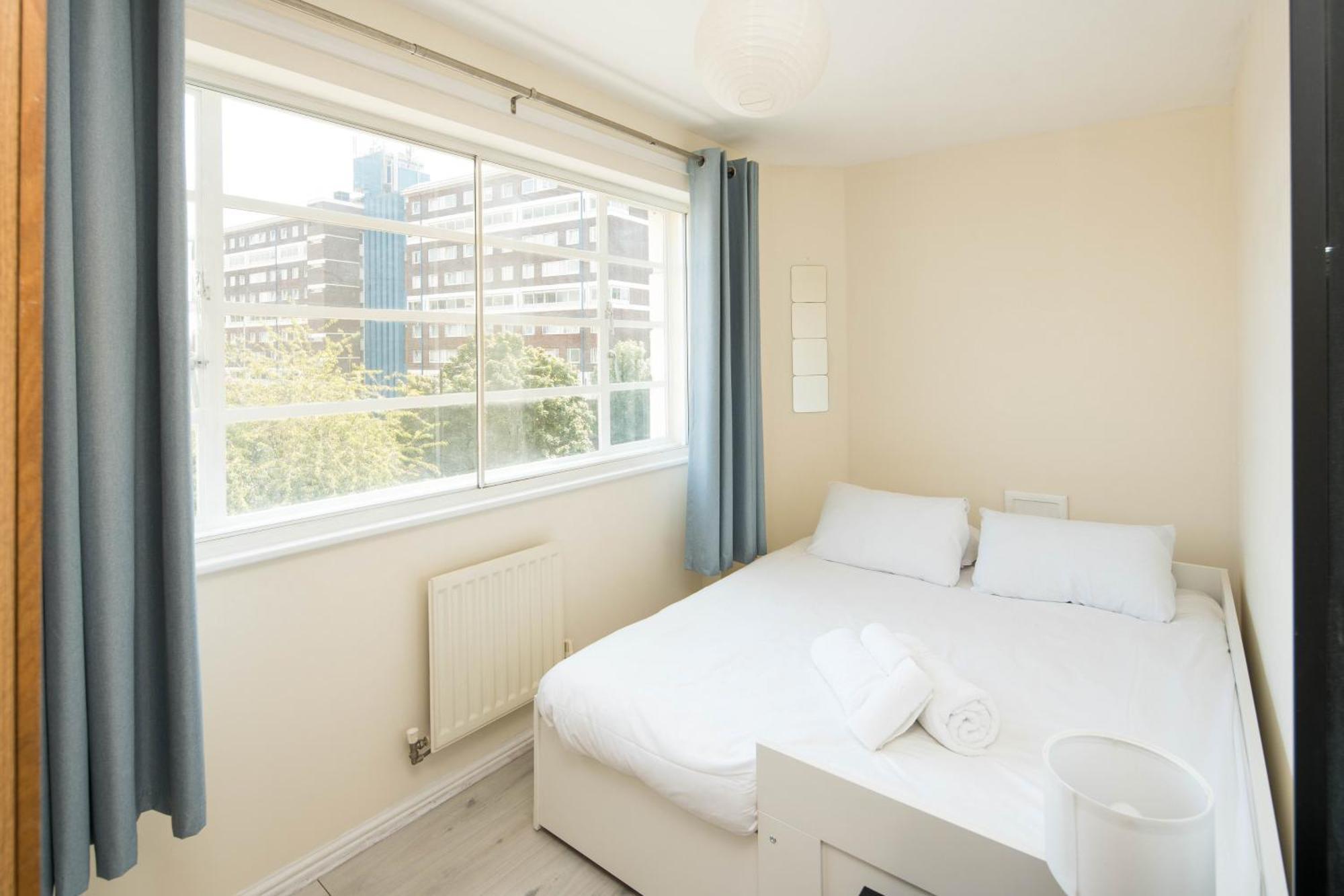 Appartamento 2Bd London Flat - City Buzz & Parkside Serenity Esterno foto